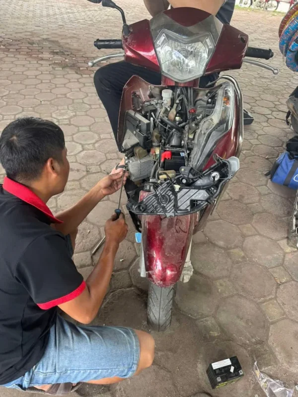 Sửa xe máy Quận Ba Đình Tại Nhà