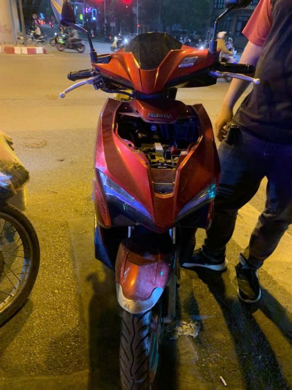 Kích bình ắc quy xe máy TPHCM